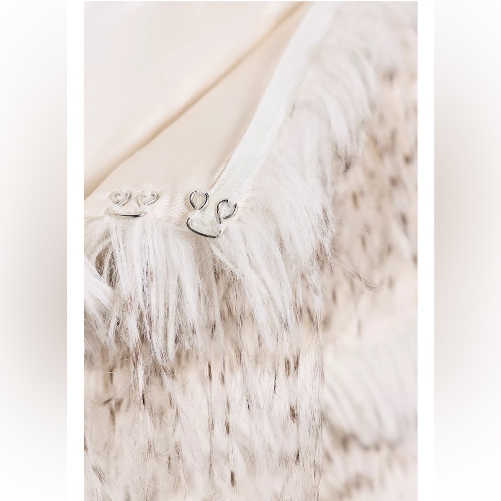 Zara Feathery Halter Crop Top in White and Brown - Picture 5 of 10